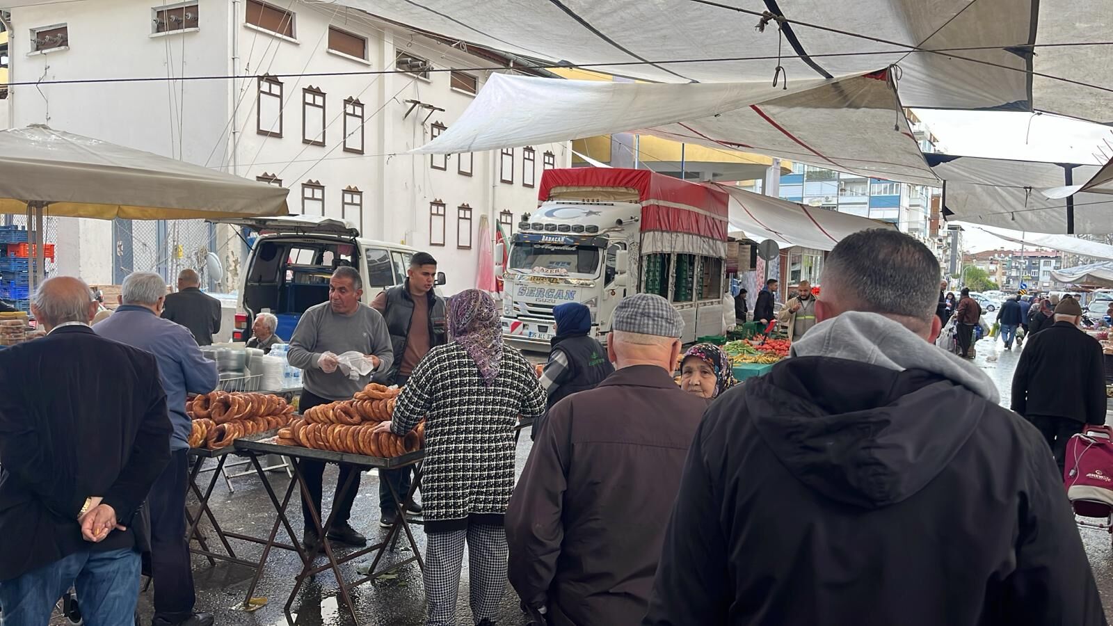 Nazillide Esnaf Rekabeti Vatandasa Yaradi Simit 10 Tlye Dustu 652343 5Abfc1D535F4D08Ef01900E1D6332Bd6