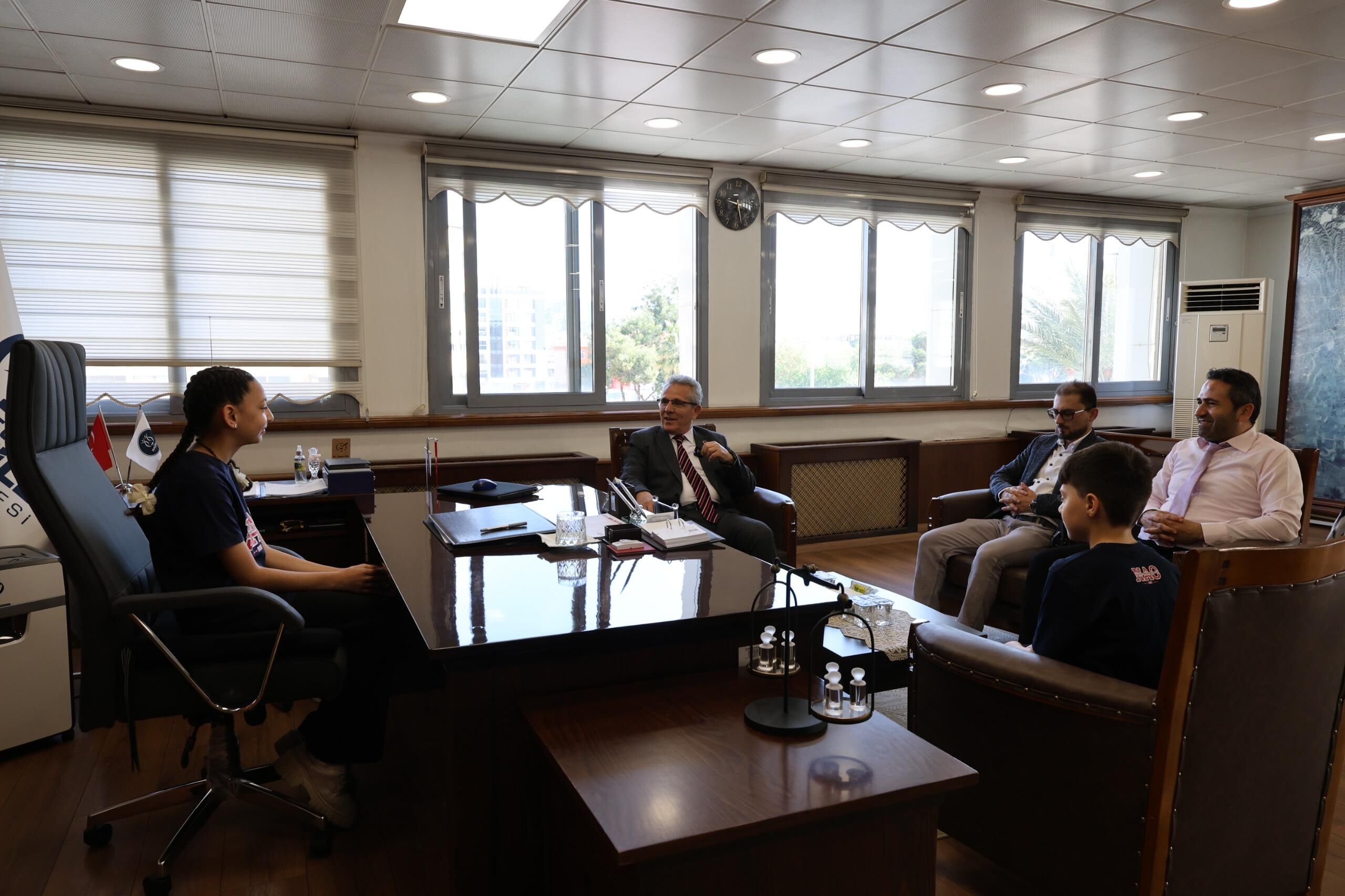 Nazilli’de makam koltukları devredildi