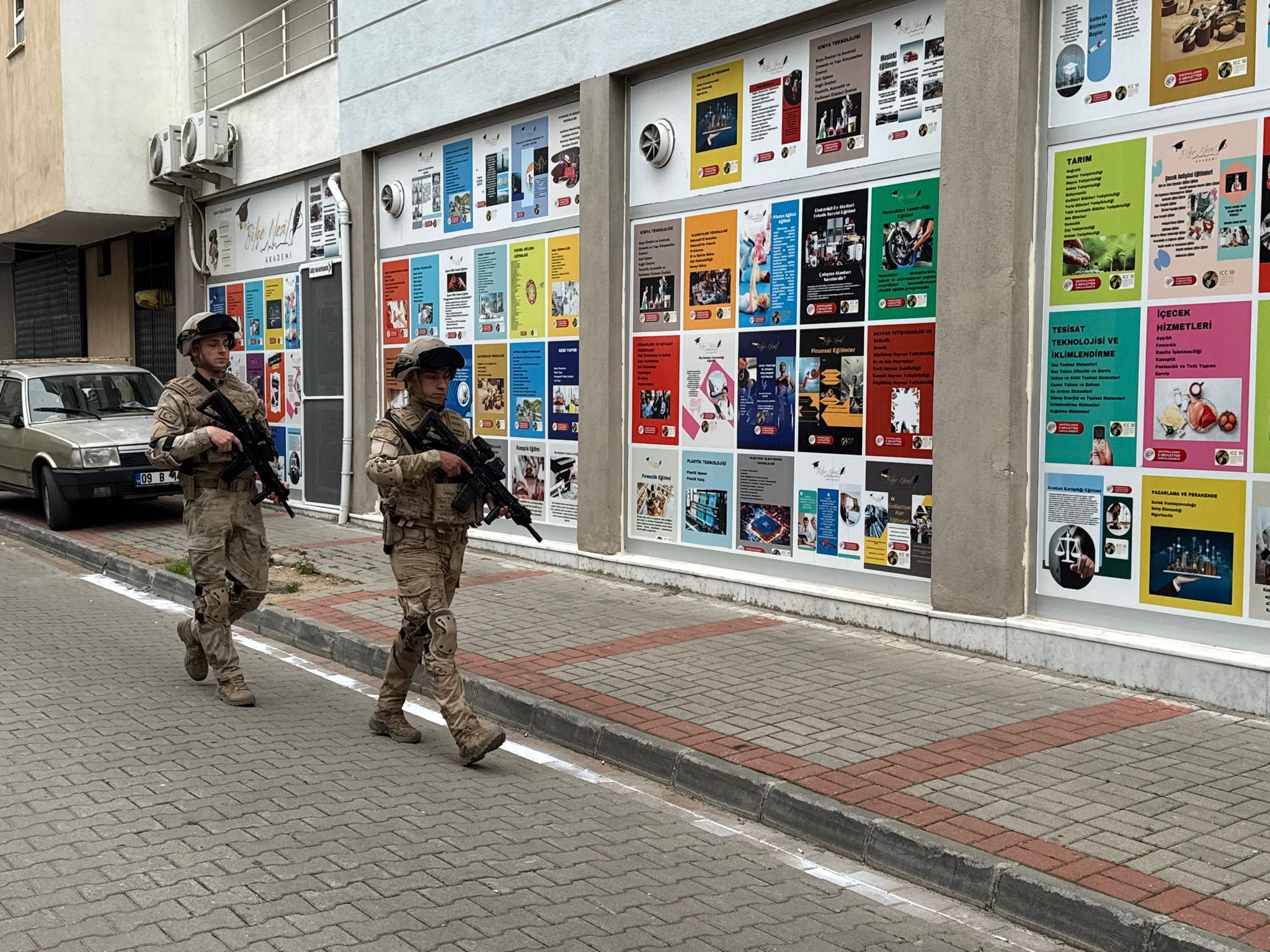 Nazilli’de öğrencileri dolandıran çete adliyede