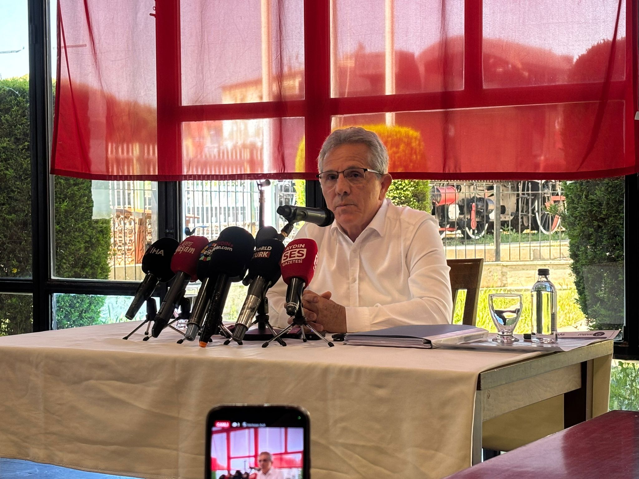 Nazilli’de ot tartışması polemiğe döndü: “Adını hatırlayamadığım arkadaş…”