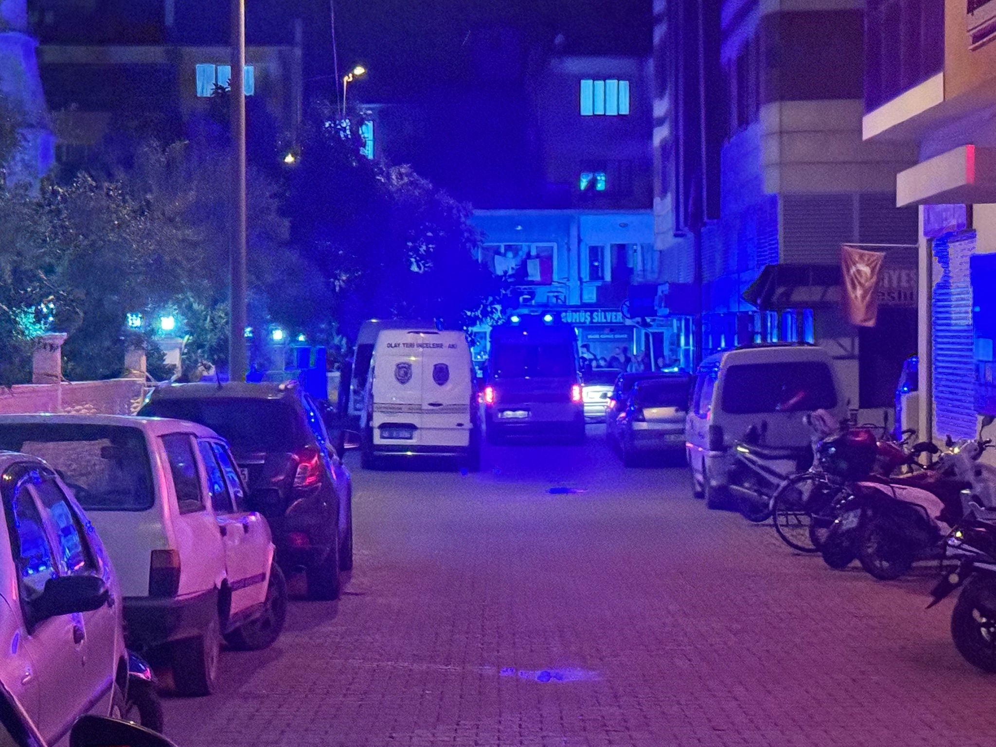 Otel Önünde Silahlı Saldırı 1 Ölü, 1 Yaralı (3)