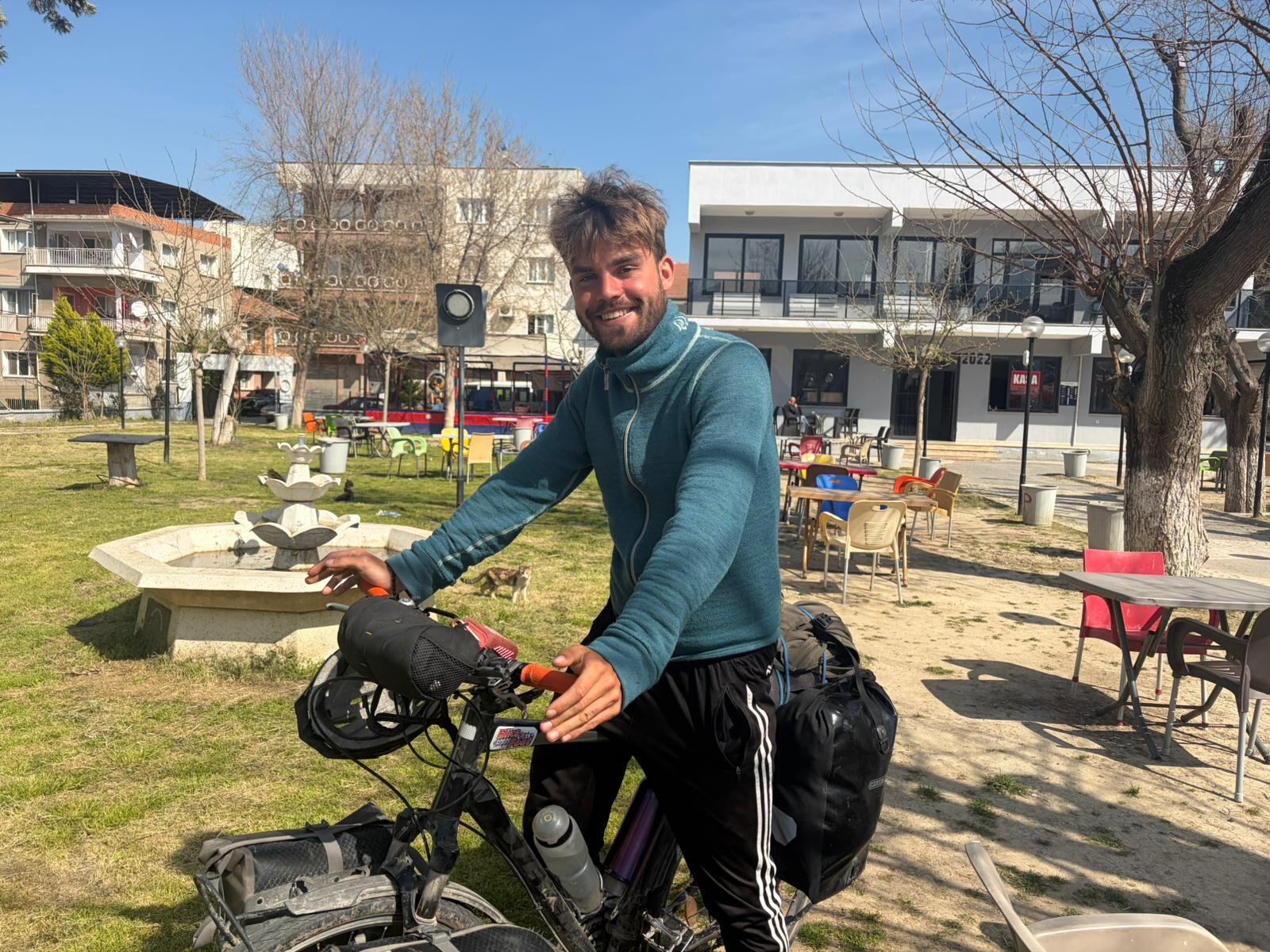 Pedal pedal dünyayı geziyor: İsviçreli Portmann Aydın’a hayran kaldı