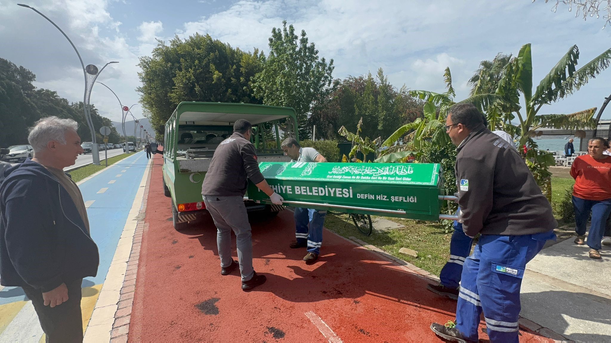 Sahilde Korkunç Olay! Erkek Cesedi Bulundu (3)