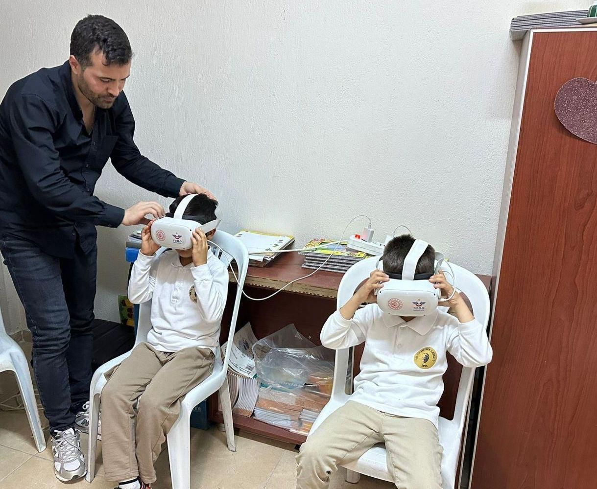 Söke’de bini aşkın öğrenciye demiryolu deneyimi: 169 yıllık tarih anlatıldı