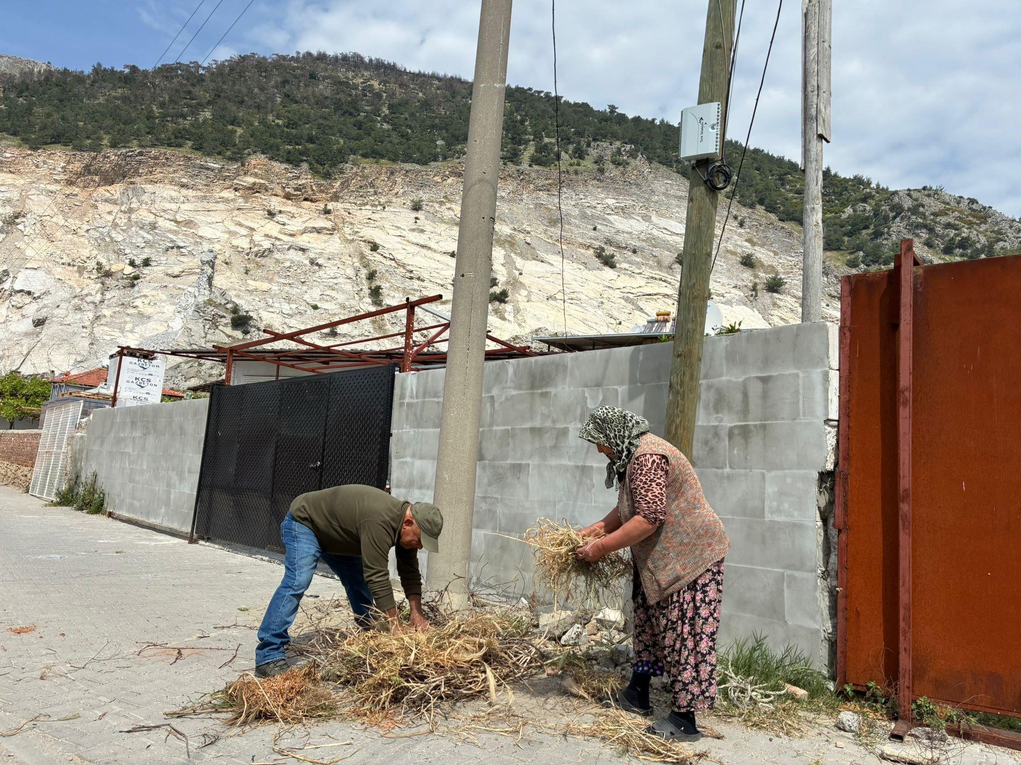 Söke’de Leyleklere El Birliğiyle Yuva Yapıldı (3)