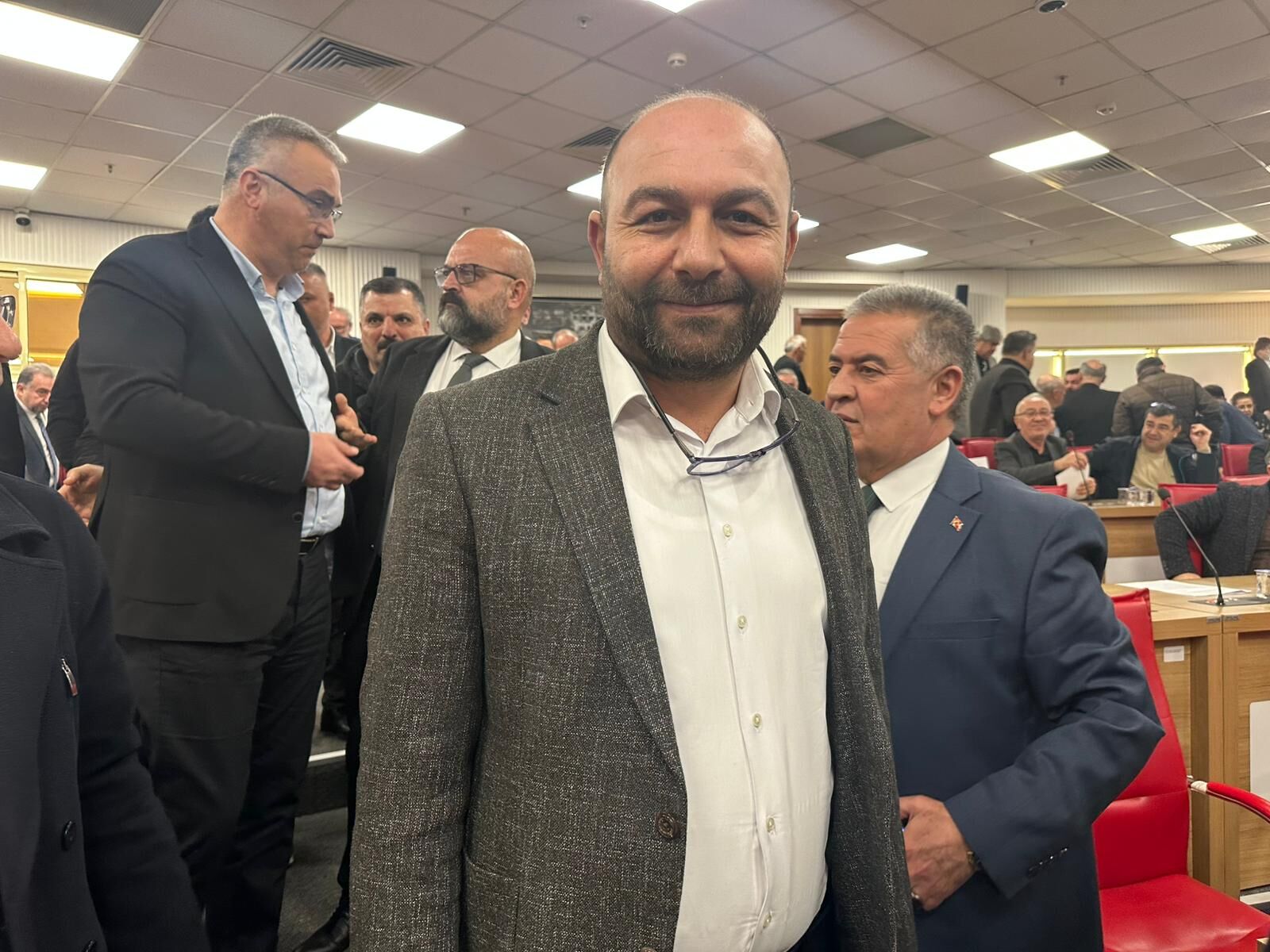 AK Partili Güler ‘Yasak Aşk’ Haberlerinden Sonra Meclise Gelmedi: Yeni Grup Sözcüsü Belli Oldu