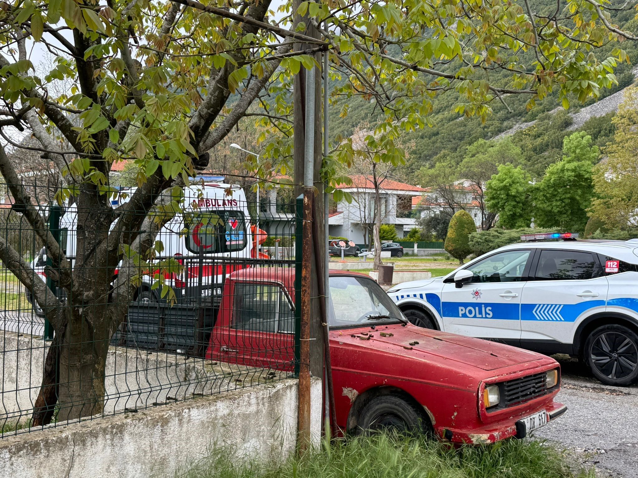 Yaşlı Adamın Acı Sonu İzzet Ayhan Evinde Ölü Bulundu (3)