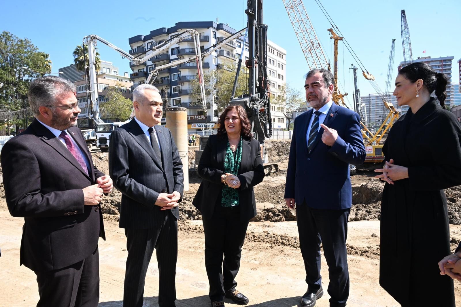 Yeni Dörtyol Köprülü Kavşağı’nda çalışma sürüyor