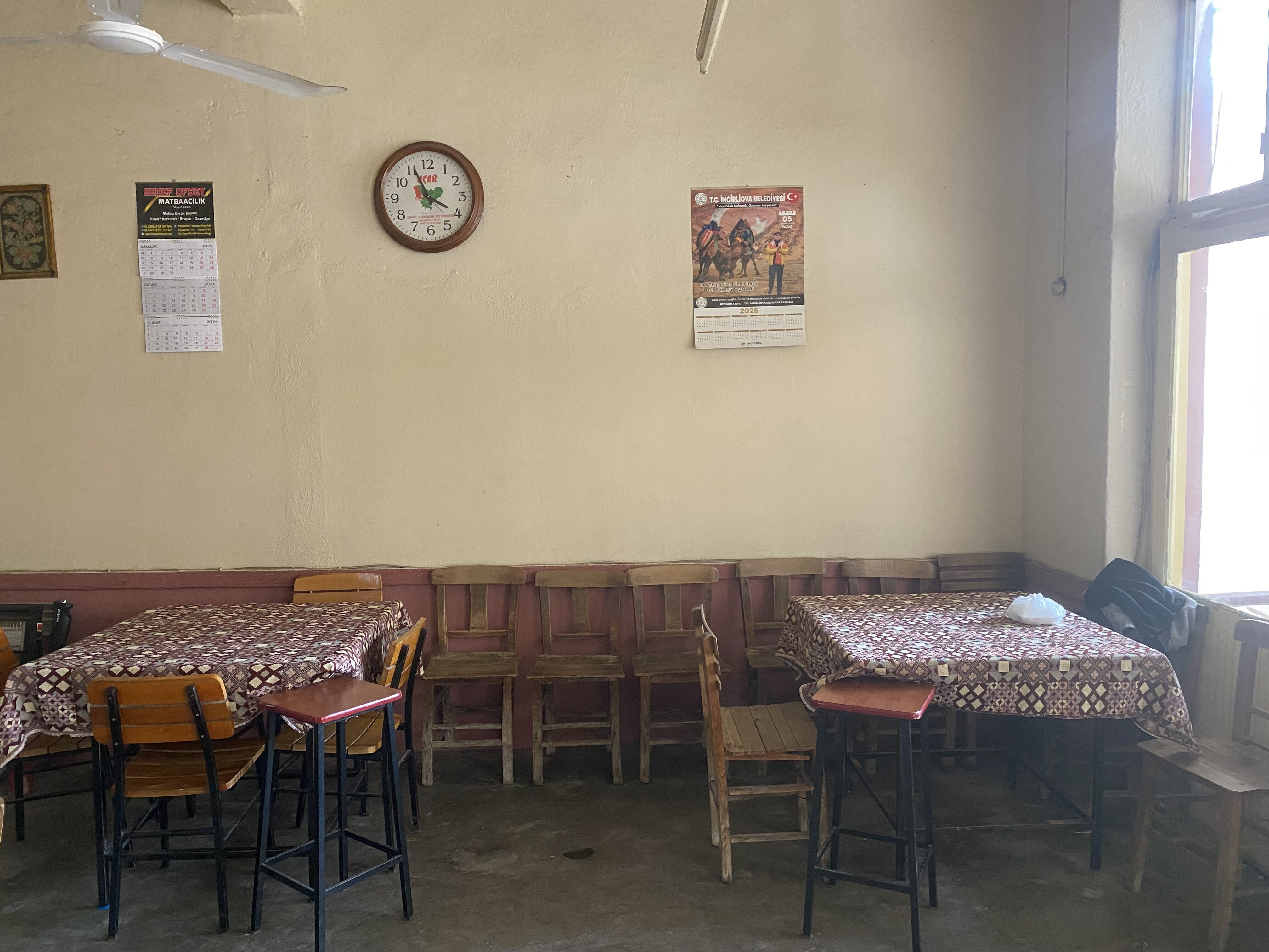 Zor Gunlerin Karari Yillarin Emegine Donustu Goz Kulak Olacagi Dukkandan 18 Yildir Ayrilmadi Esine Destegiyle Mahallenin Simgesi Oldu 650149 Aa79064F898B4543717Ff6Ff5C49Edf3