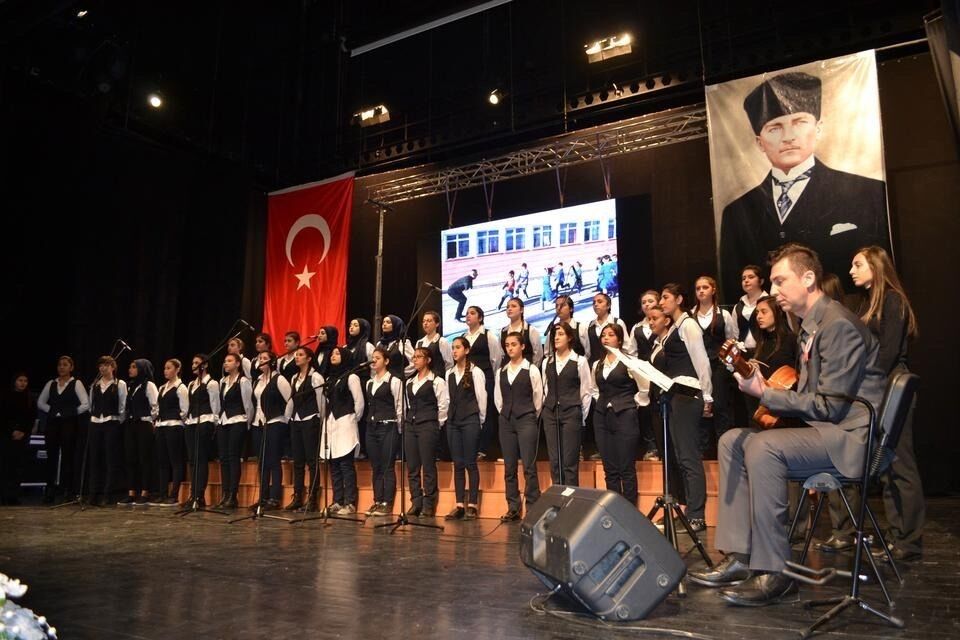 44 Ameliyatla Hayata Tutundu Kendi Bacagimin Uzerinde Durmay 661334 6F82Dc