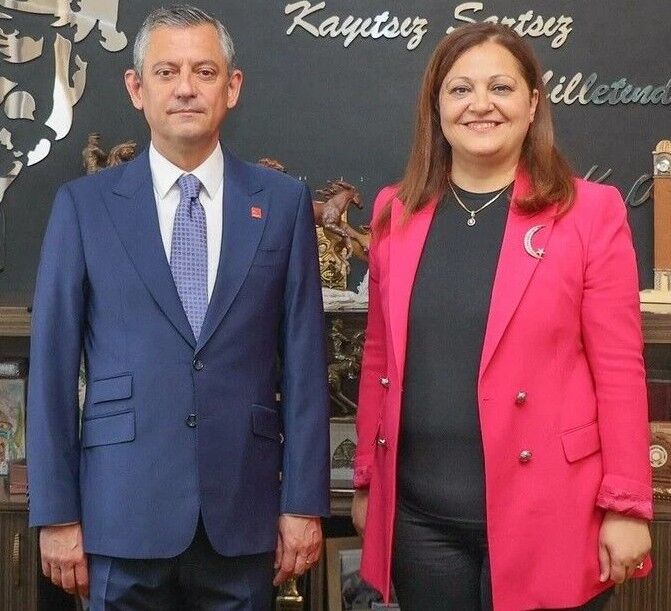 AK Parti'ye katılması bekleniyor! Burcu Köksal hakkında şok karar