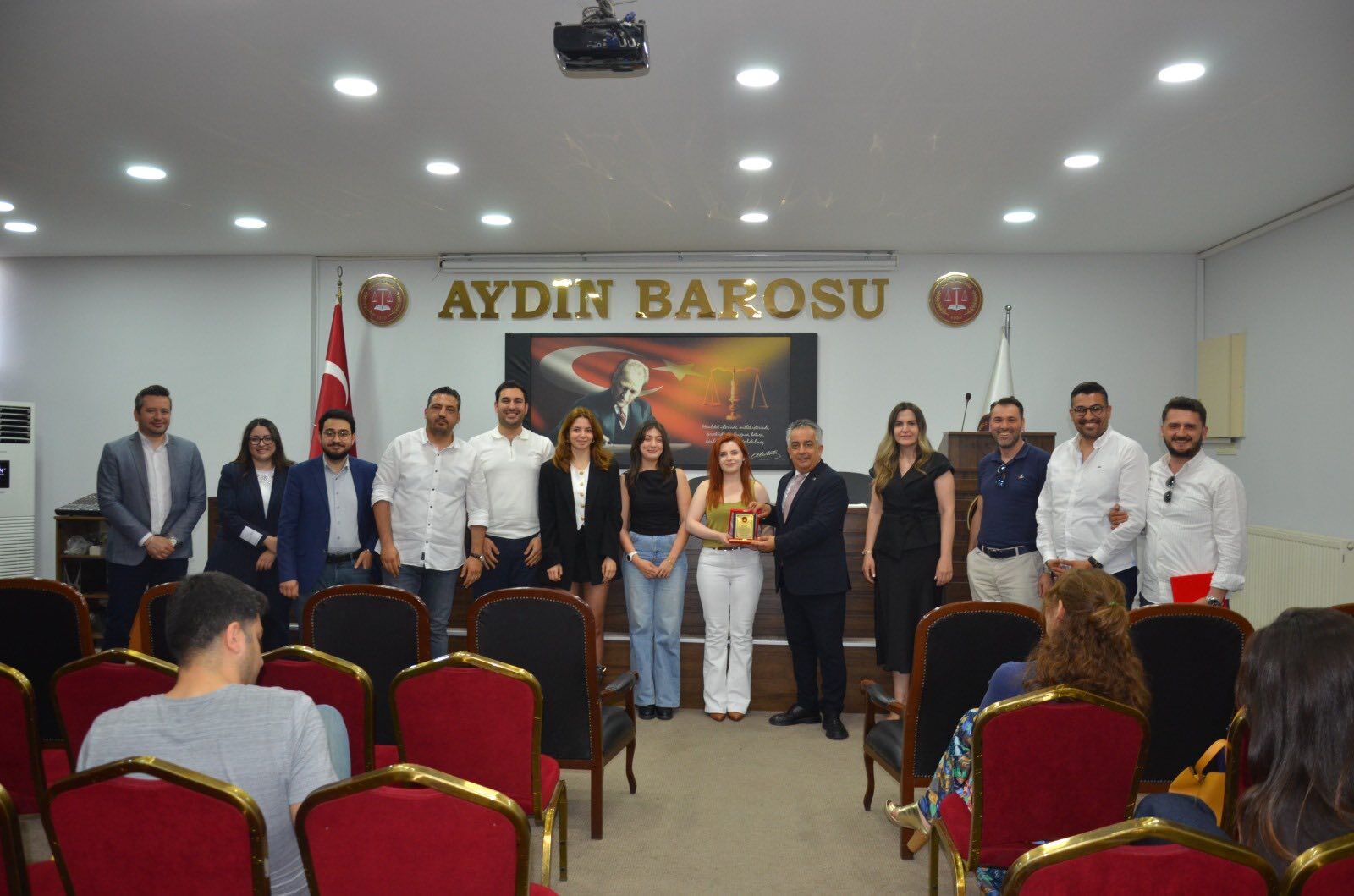 Aydın Barosu’nun gururu: Genç avukatlar Ege şampiyonu