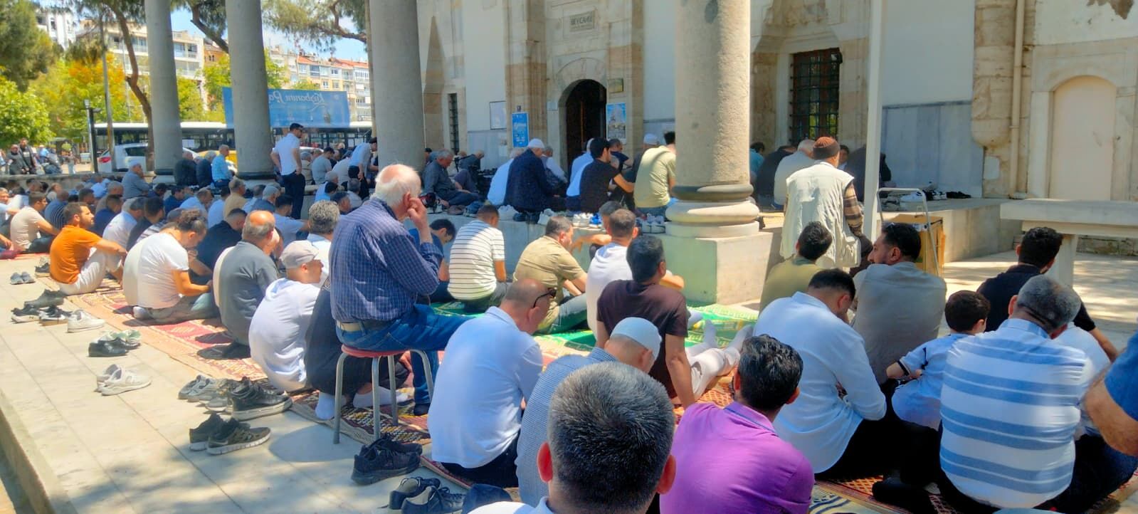 Aydın Bey Camii'nde dikkat çeken vaaz