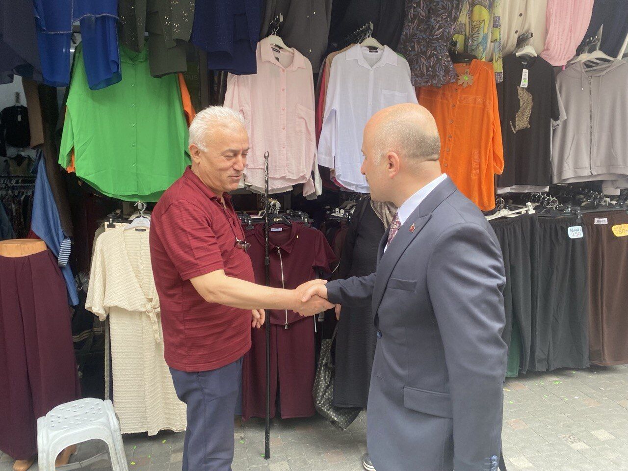 Aydın Valisi Varol, kentte ilk turunu attı Esnaf ve vatandaşla buluştu
