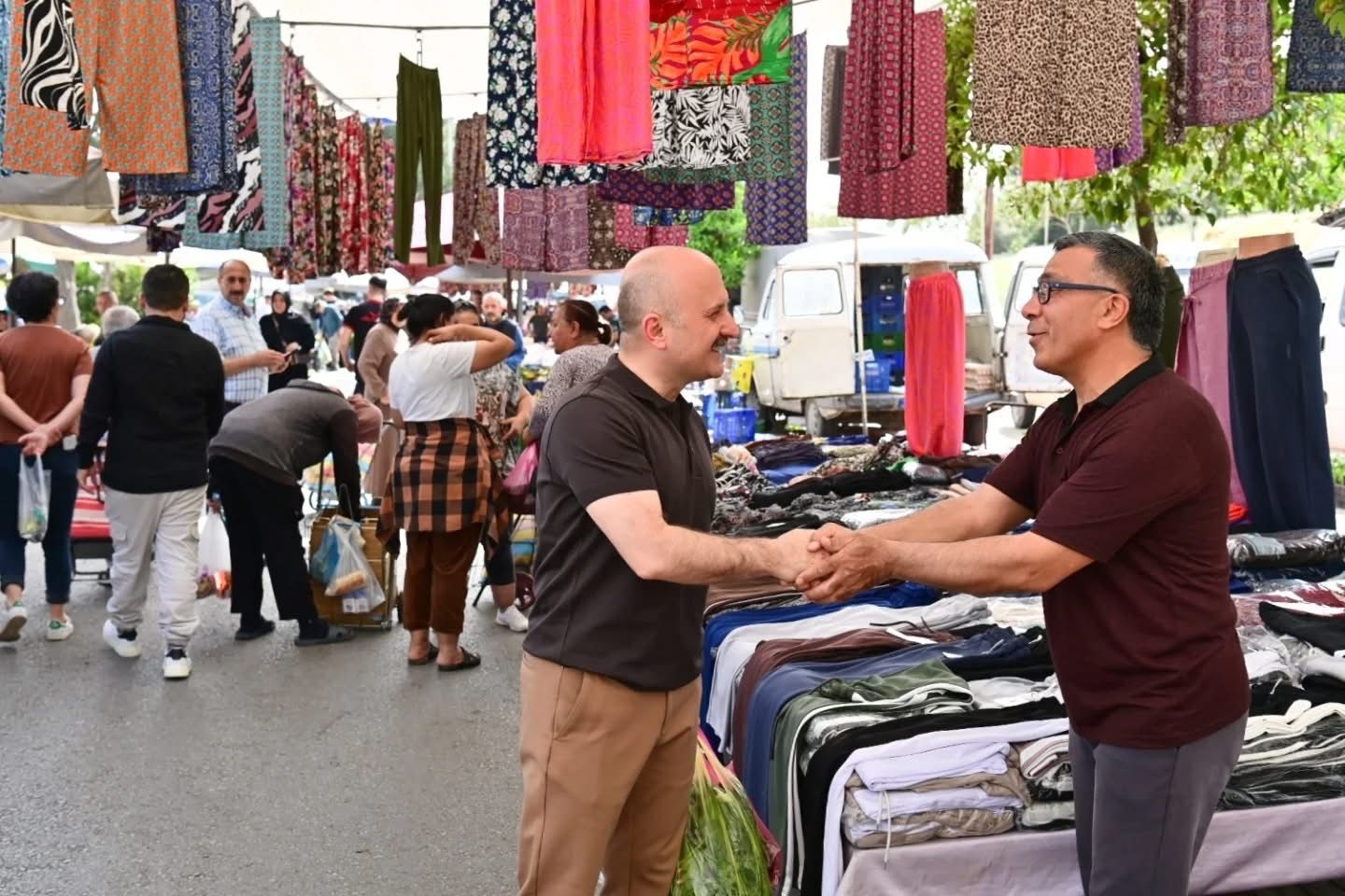 Aydın Valisi Varol’dan Semt Pazarına Ziyaret Yerel Üretime Destek Mesajı (7)