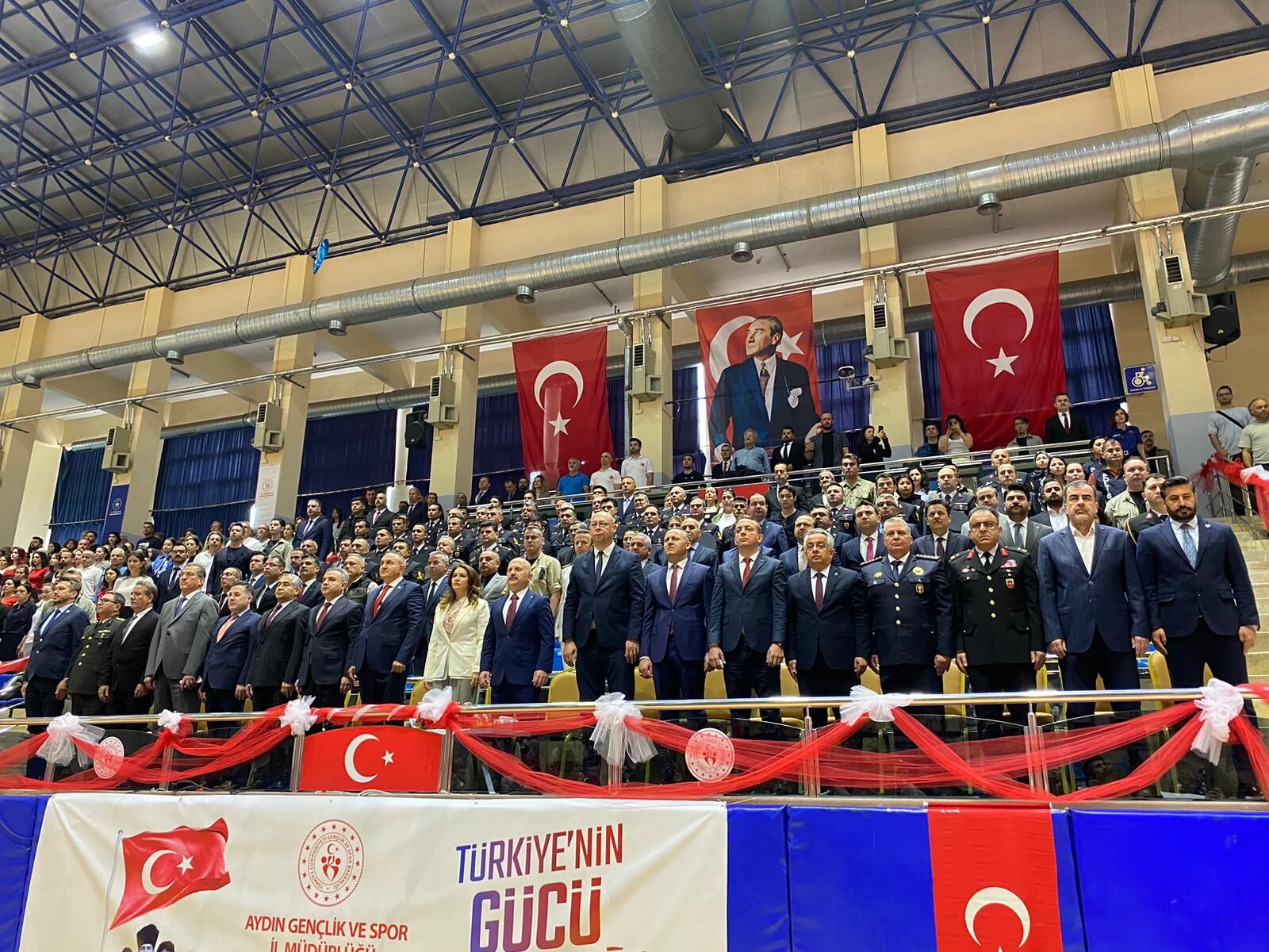 Aydın’da 19 Mayıs coşkusu: Gençlik bayramı renkli görüntülere sahne oldu