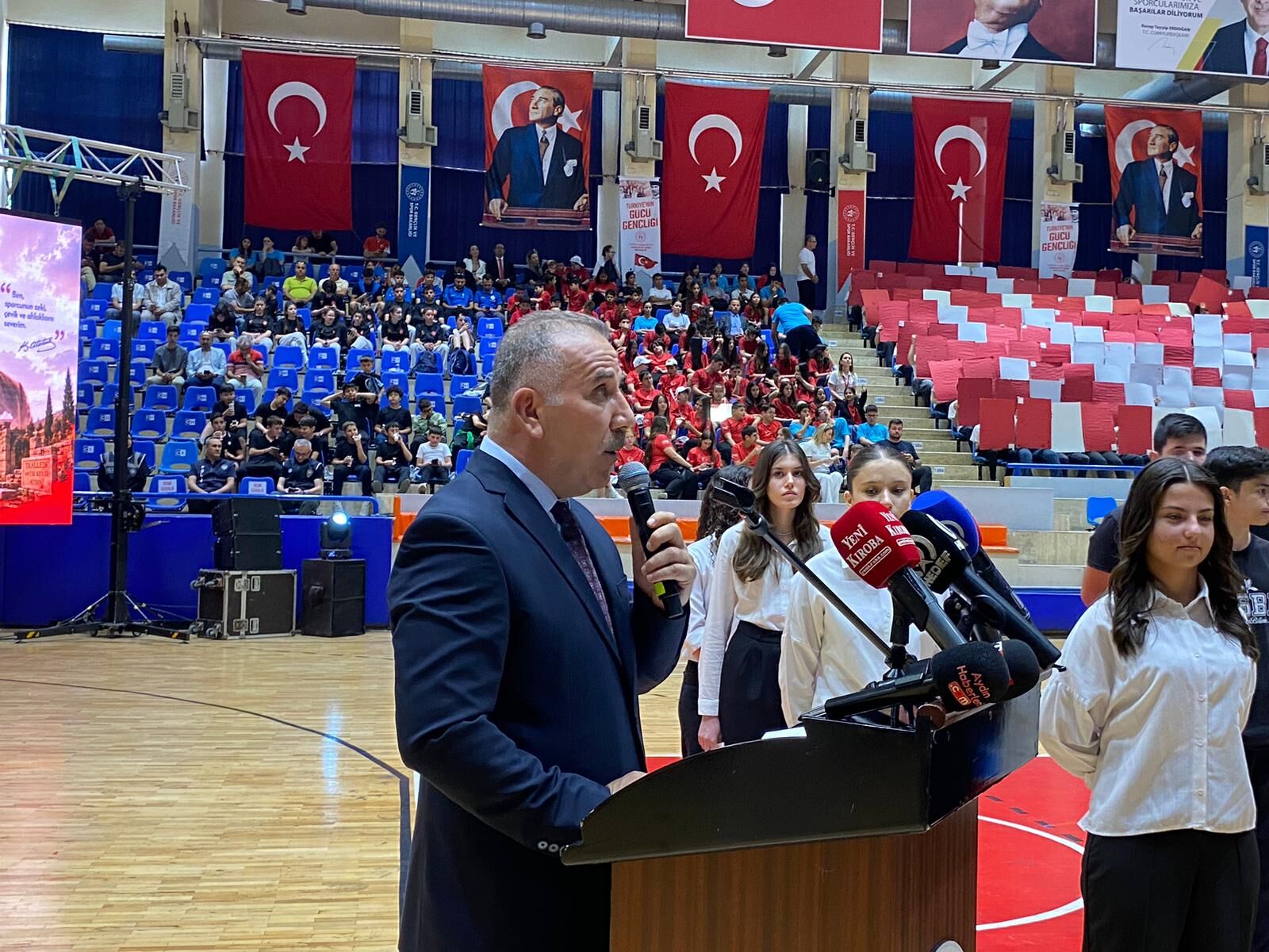 Aydın’da 19 Mayıs coşkusu: Gençlik bayramı renkli görüntülere sahne oldu