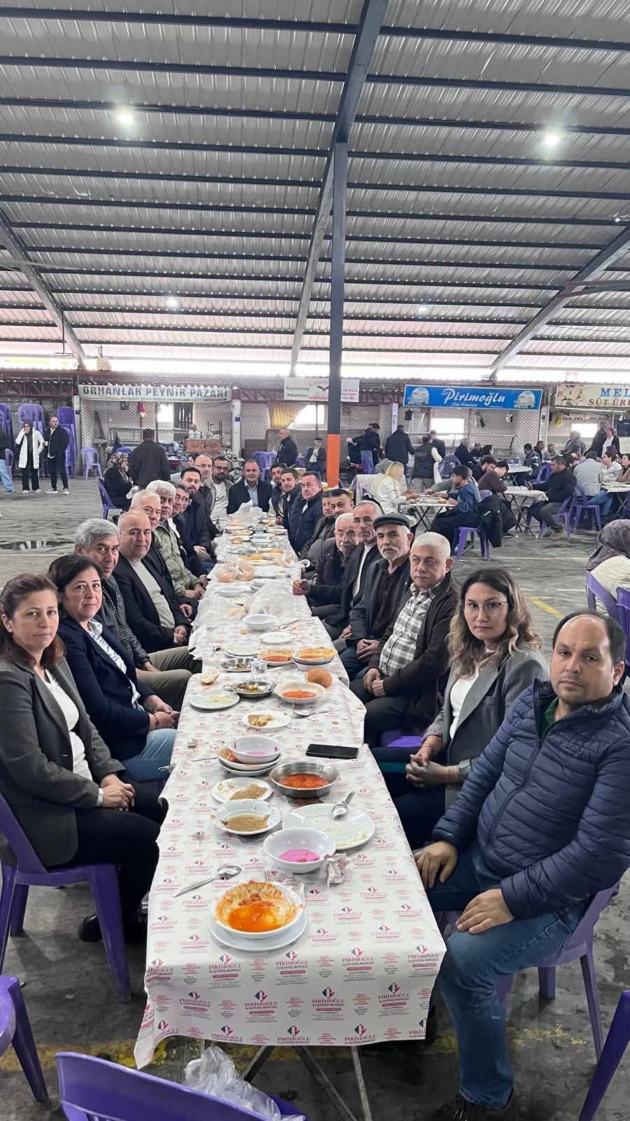 Aydın'da MHP başkanın mutlu günü: Birçok partili düğünde bir araya geldi