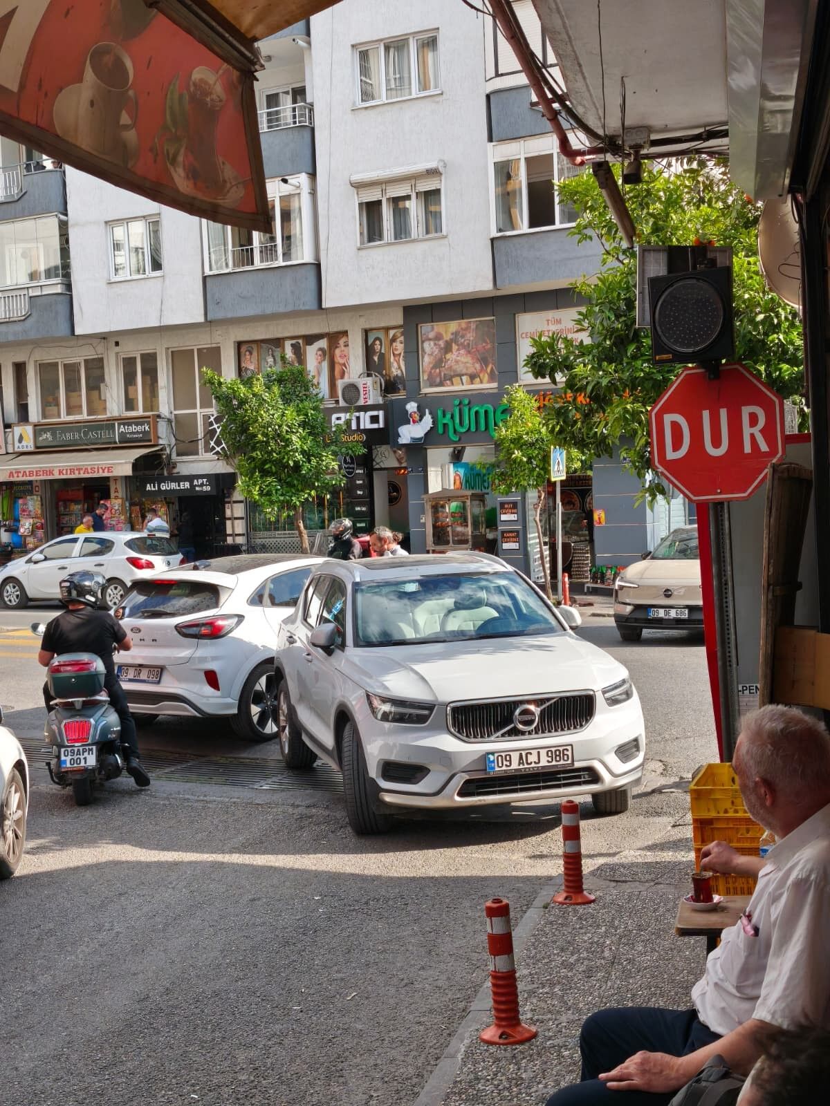 Aydın’da Park Kaosu! Trafiği Felç Etti (2)