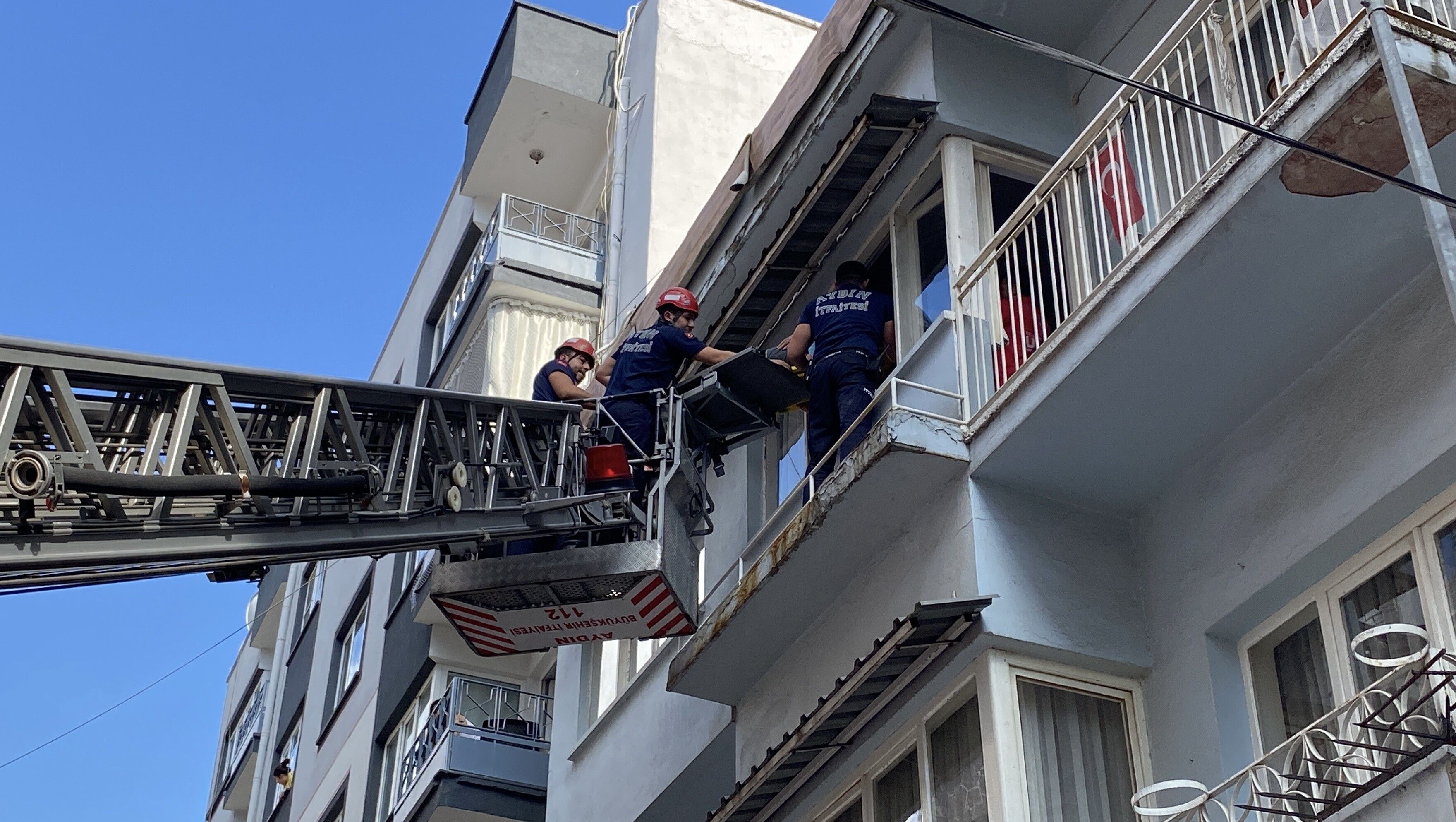 Aydın’da Zamana Karşı Yarış! İtfaiyeden Hayat Kurtaran Müdahale (2)