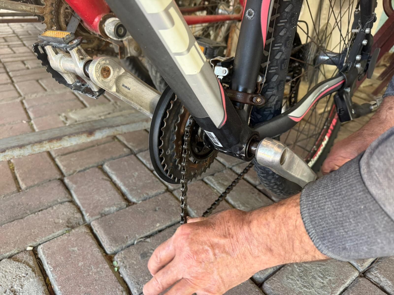 Aydinli Ustanin Cirak Sorunu Is Secenegini Daraltti Pedal Ce 659775 A6174E