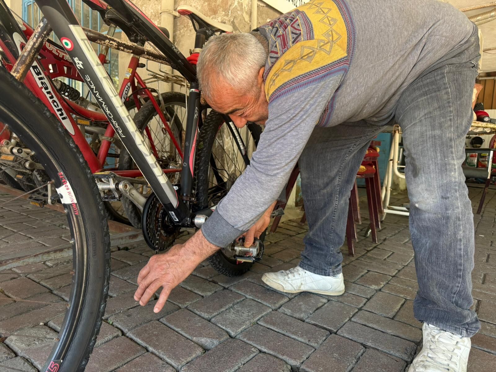 Aydinli Ustanin Cirak Sorunu Is Secenegini Daraltti Pedal Ce 659775 Cb8A89