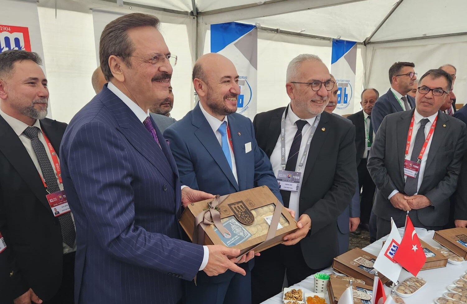 AYTO şehrin ürünlerini tanıttı: Hisarcıkloğlu’na Aydın İnciri takdim edildi