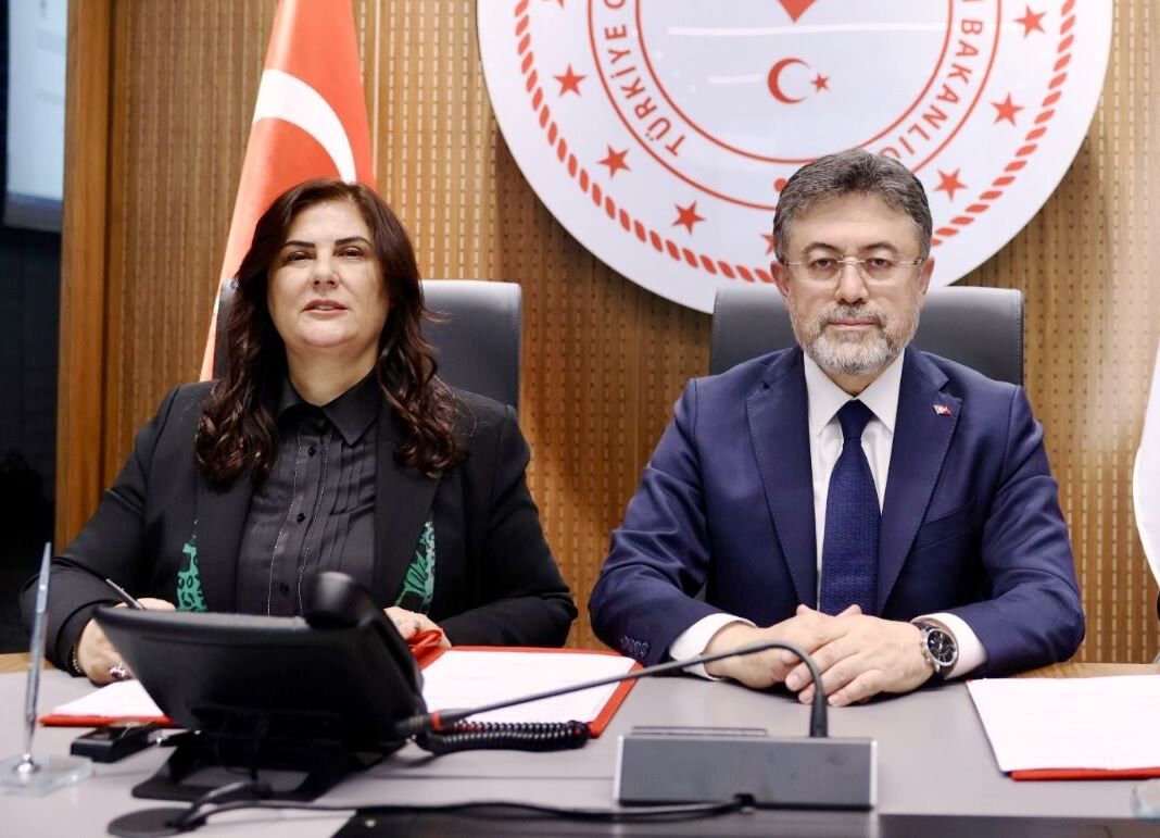 Bakan Yumaklı’dan Aydın Büyükşehire ‘Uygunsuzluk’ eleştirisi