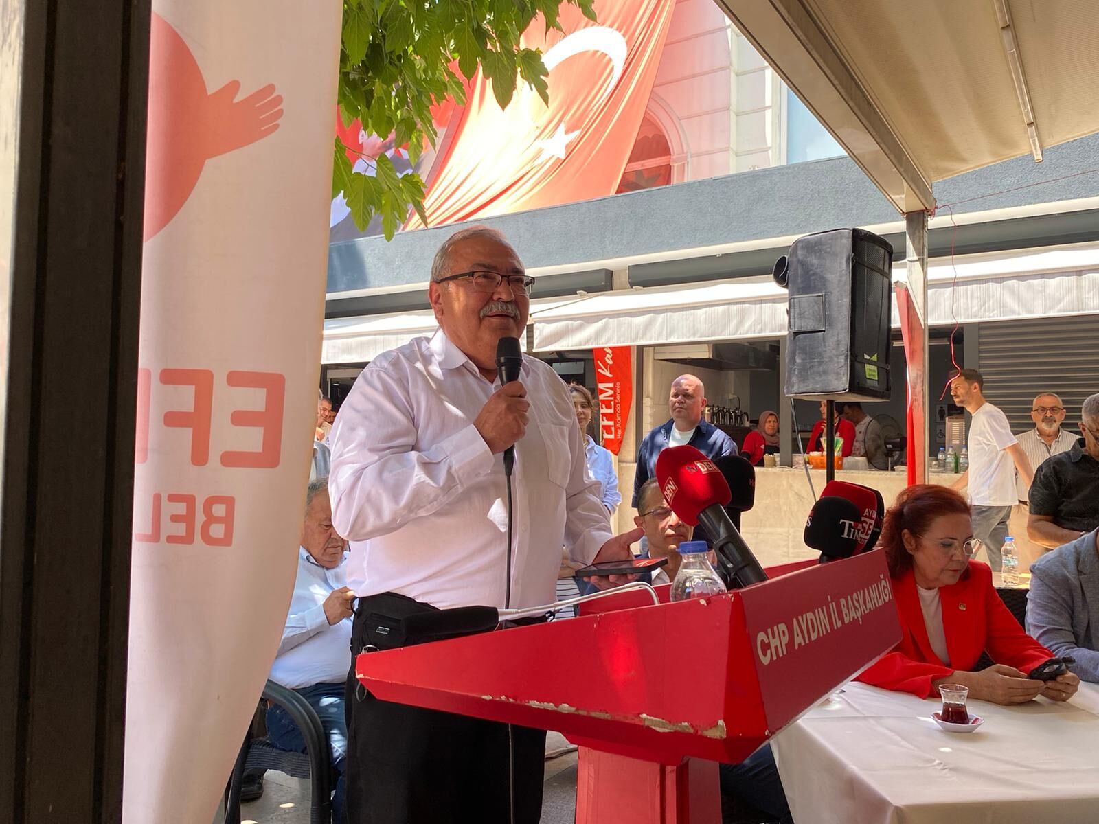 CHP Aydın ‘mutlak butlan’ gölgesinde bayramlaştı