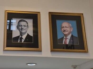 Chp'de Dikkat Çeken Renk Değişikliği! Gören Dönüp Bir Daha Baktı (3)
