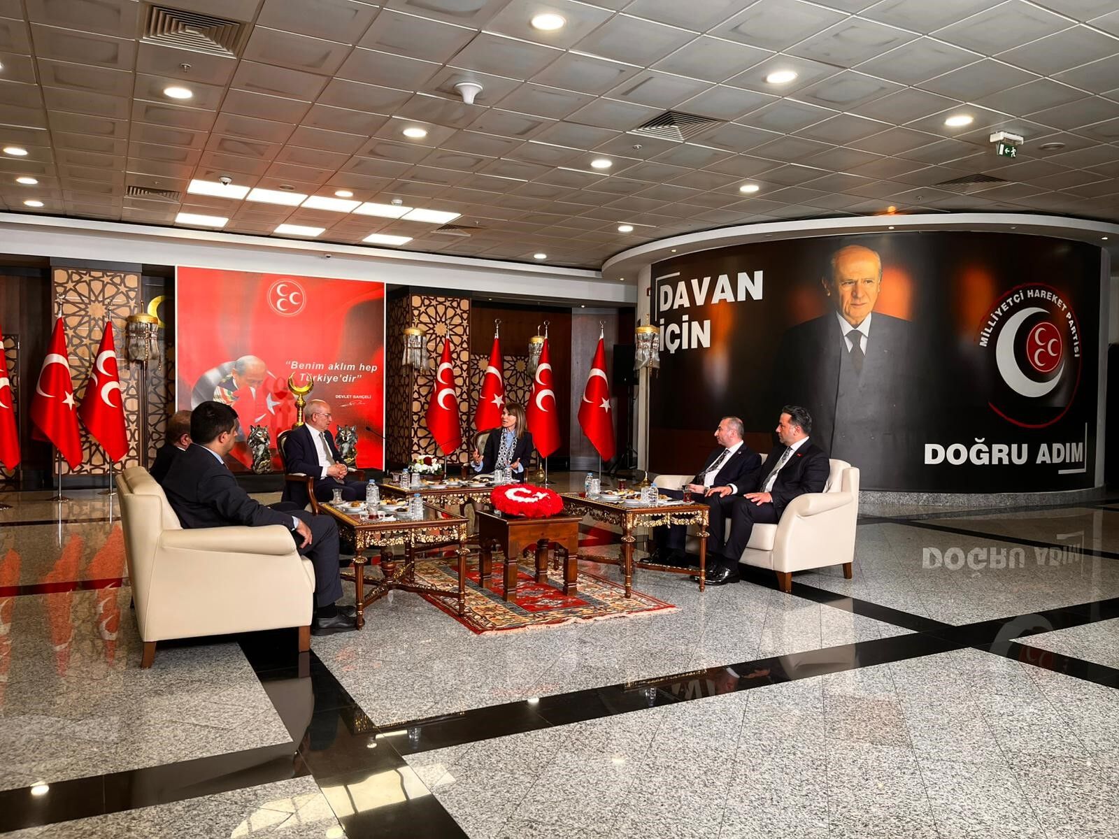 CHP’den MHP’ye bayram ziyareti Hüseyin Yıldız’da heyette yer aldı