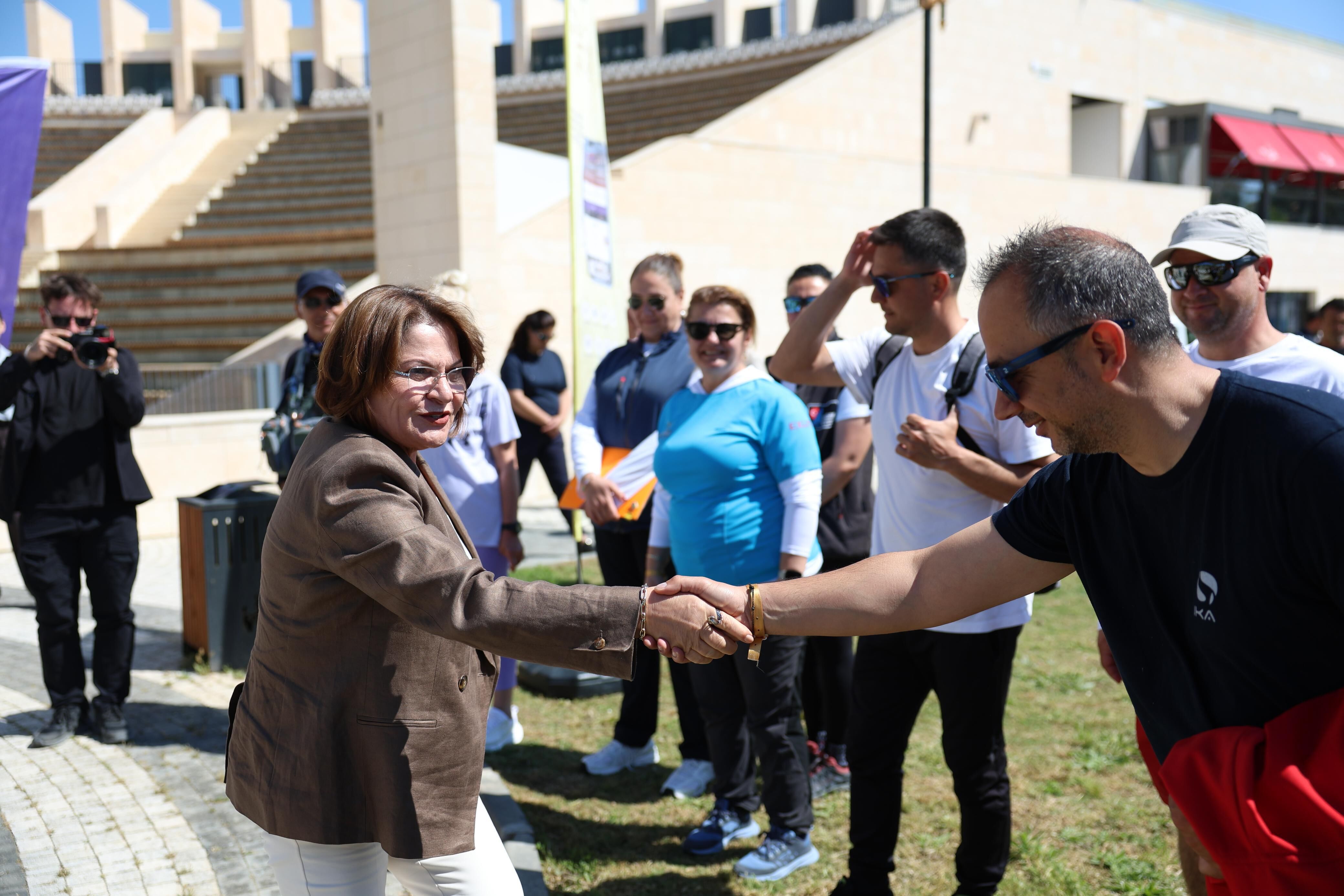 Didim’de yelken heyecanı başladı: Genç sporcular milli takım için yarışıyor 