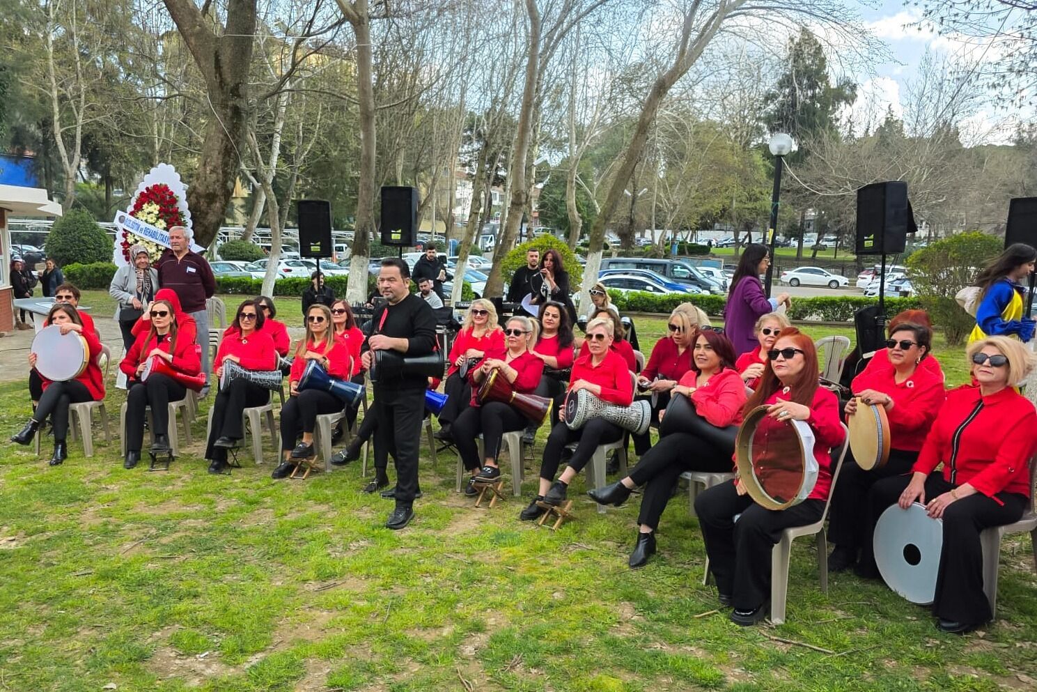 Efelerde Anneler Icin Senlik Var 660159 C89E9D