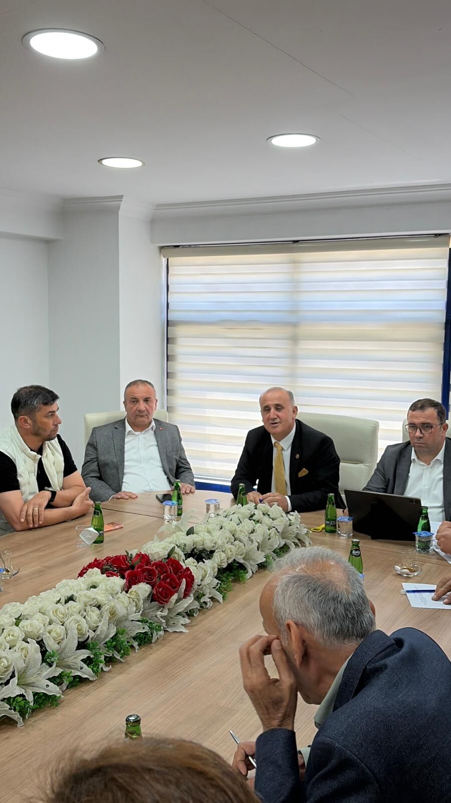 İncirliova Meclisi’nden onay çıktı: Yeni logo ve dev temizlik yatırımı geliyor