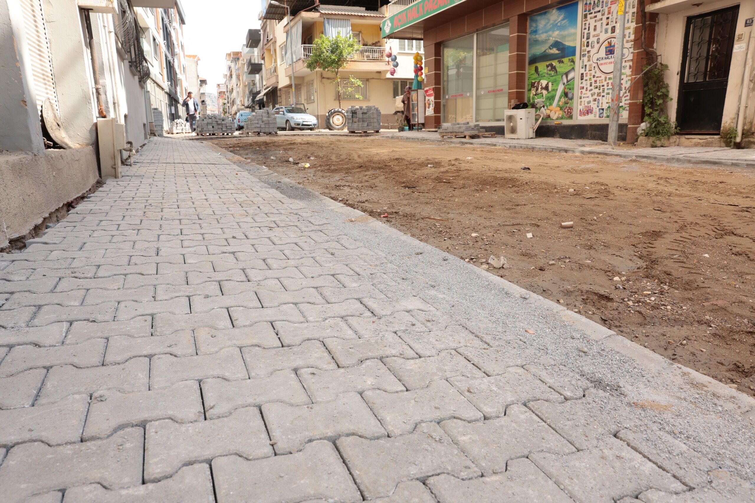 Incirliovada Dev Yol Hamlesi Zafer Mahallesinde Suruyor 659101 40C920