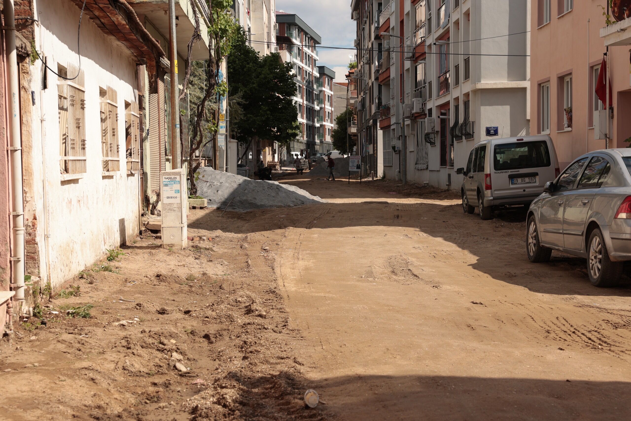 Incirliovada Dev Yol Hamlesi Zafer Mahallesinde Suruyor 659101 Ba84E5