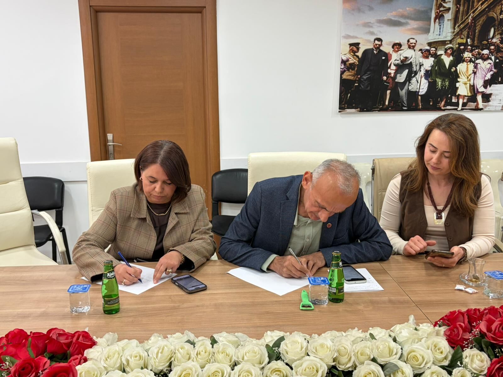 İncirliova’da komisyon krizi büyüdü: Seçilen isimler istifa dilekçelerini yazdı