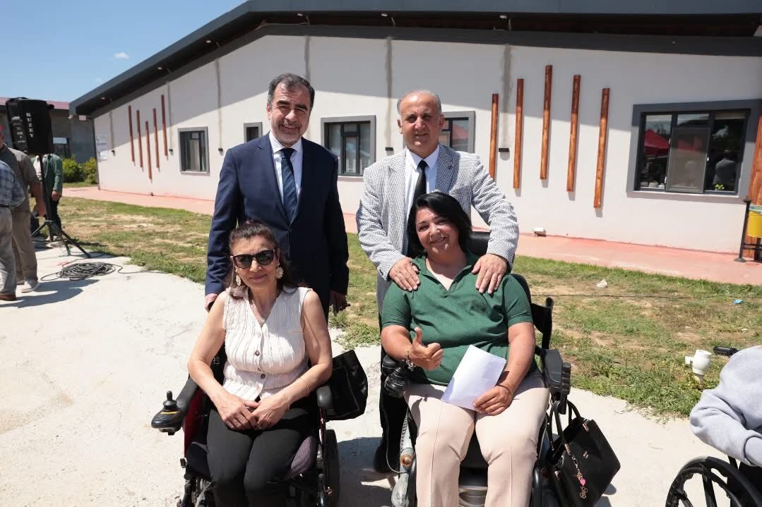 Incirliovada Yaza Merhaba Etkinligi Yasli Ve Engelli Vatanda 662528 E96C71