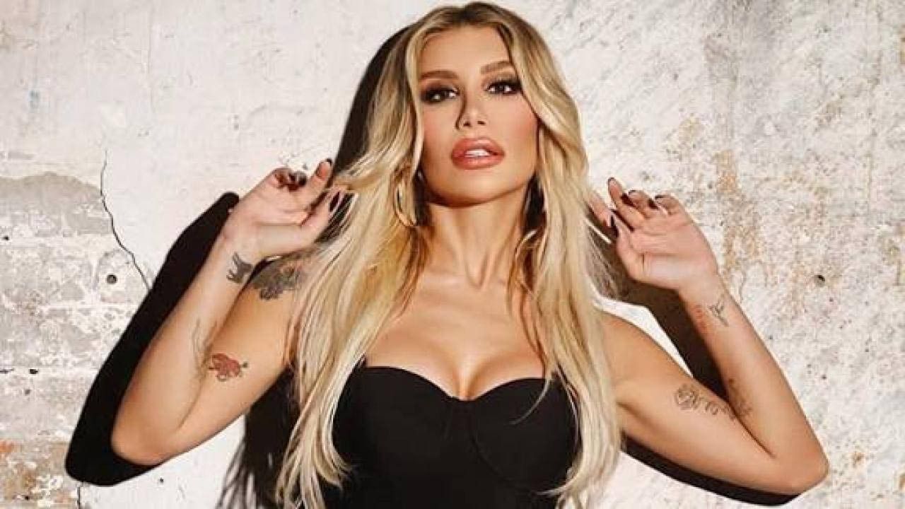 Irem Derici'nin Yıllardır Mücadele Ettiği Hastalığı Ne