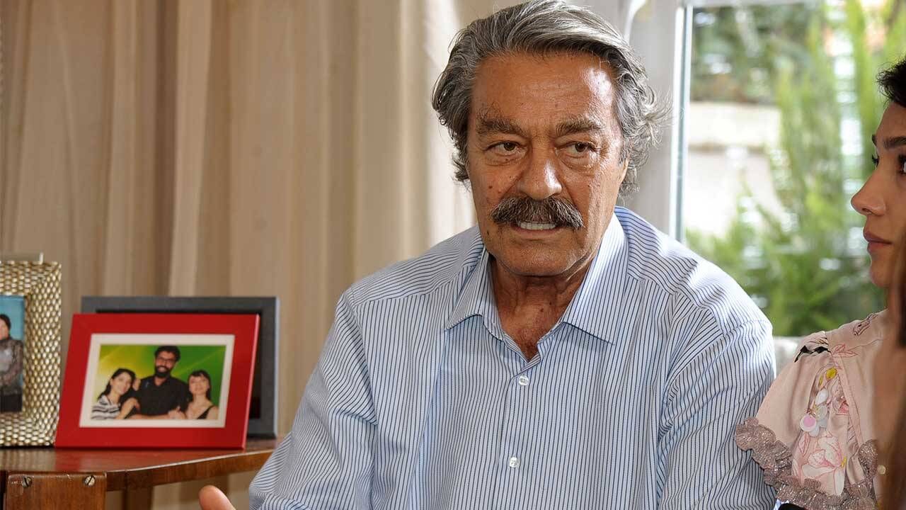 Kadir İnanır’ın Eşi Kim