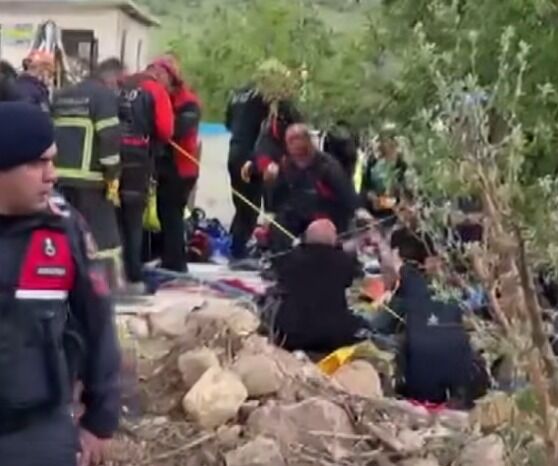 Köydeki bahçede korkunç olay! Aynı aileden 3 kişi feci şekilde öldü