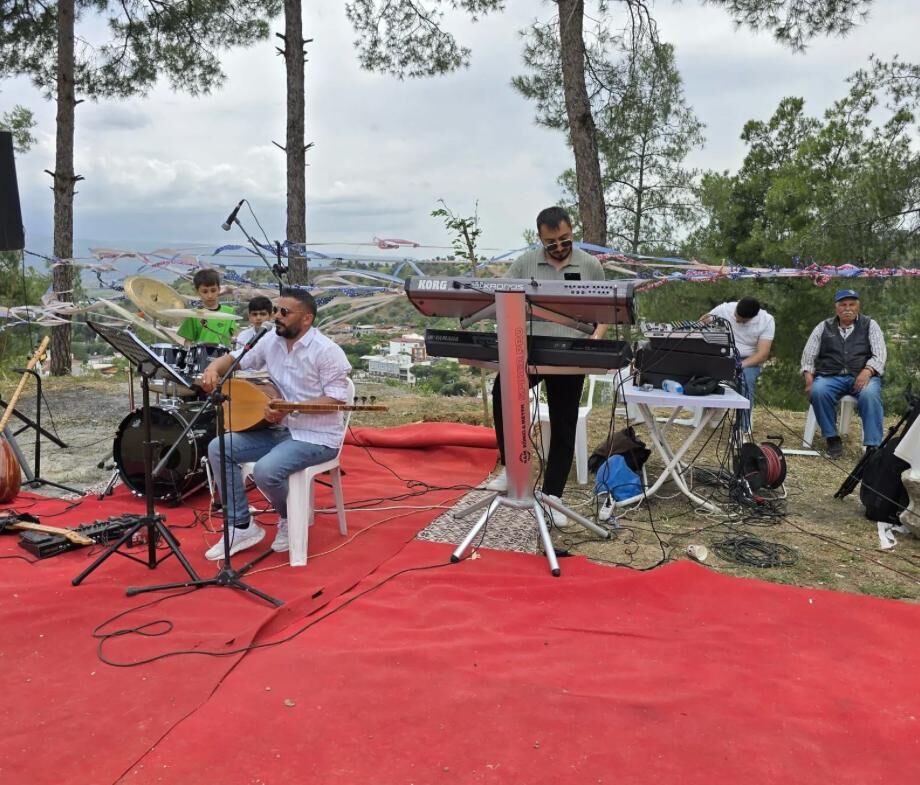 Nazilli’de Hıdırellez coşkusu: Eğrek Cemevi Şenliğinde renkli görüntüler