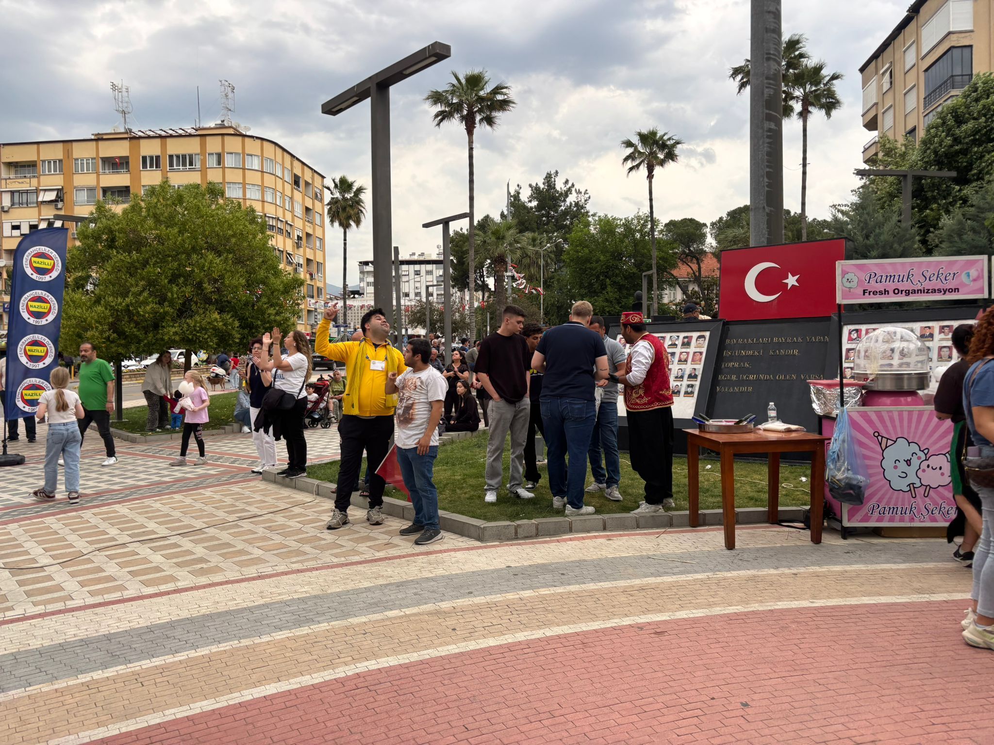 Nazilli’de Tatili Fırsat Bilen Kendini Dışarı Attı (1)