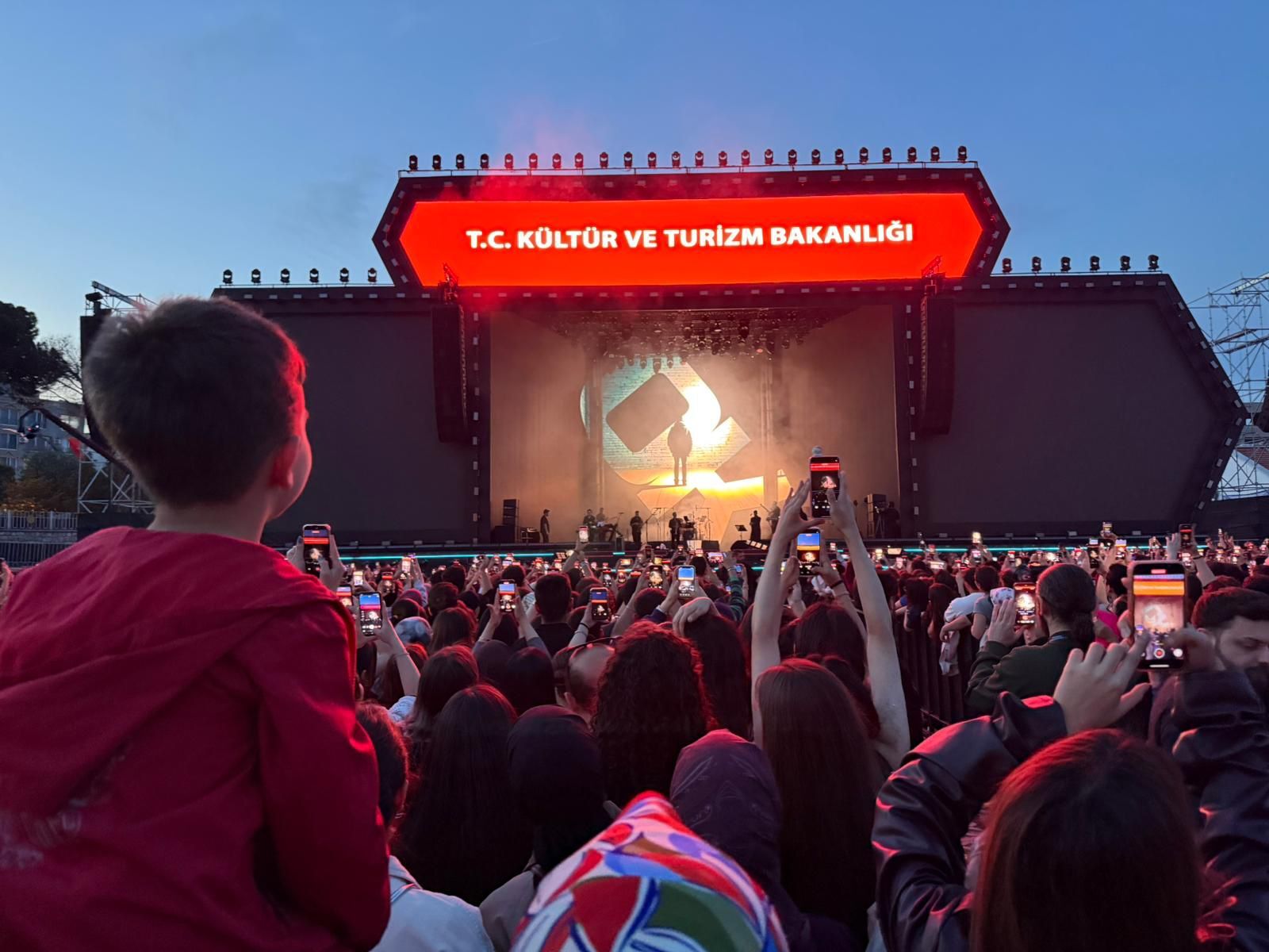 Oğuzhan Koç’tan Aydın’da Unutulmaz Festival Akşamı (1)
