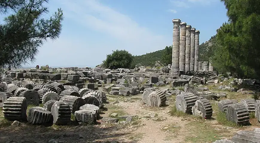 Söke’de Tarihi Talep Priene Antik Kenti’ne Seyir Terası Mı Geliyor2