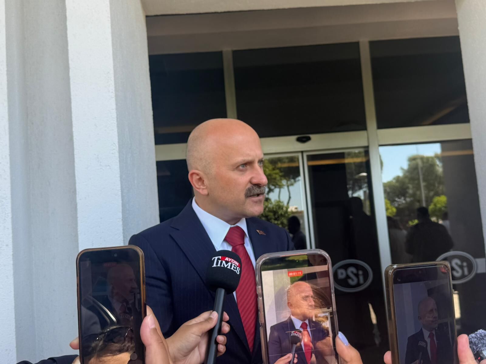 Vali Varol Aydın’daki ilk bayramını kutladı