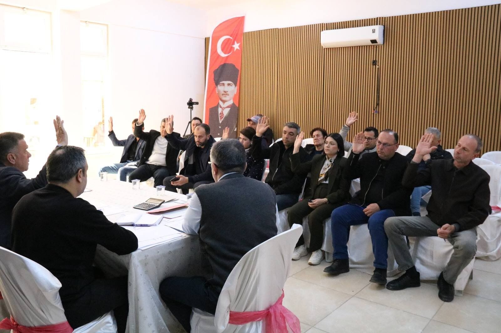 Yenipazar’da makam aracının cezası halkın cebinden çıkıyor!