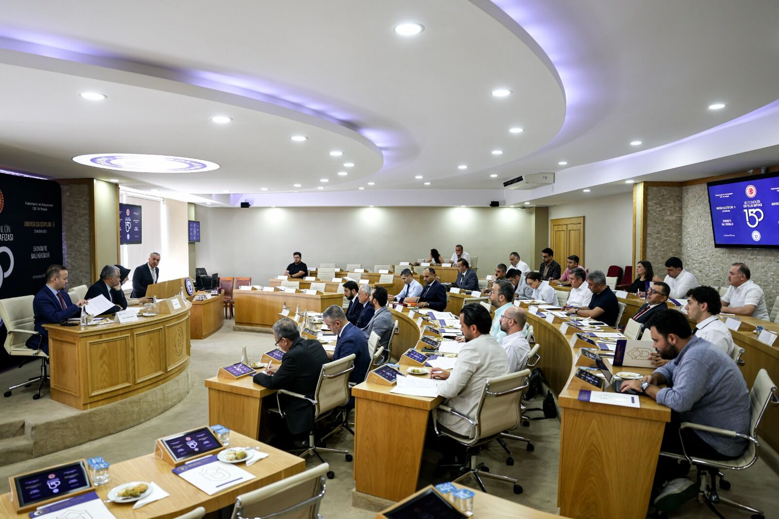 Adü’de Anayasanın Geleceğine Yön Verildi Tbmm Himayesindeki Anayasa Çalıştayı Gerçekleştirildi (4)
