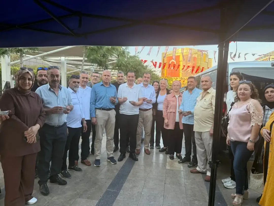 Ak Parti Efeler'den Aşure Hayrı (1)