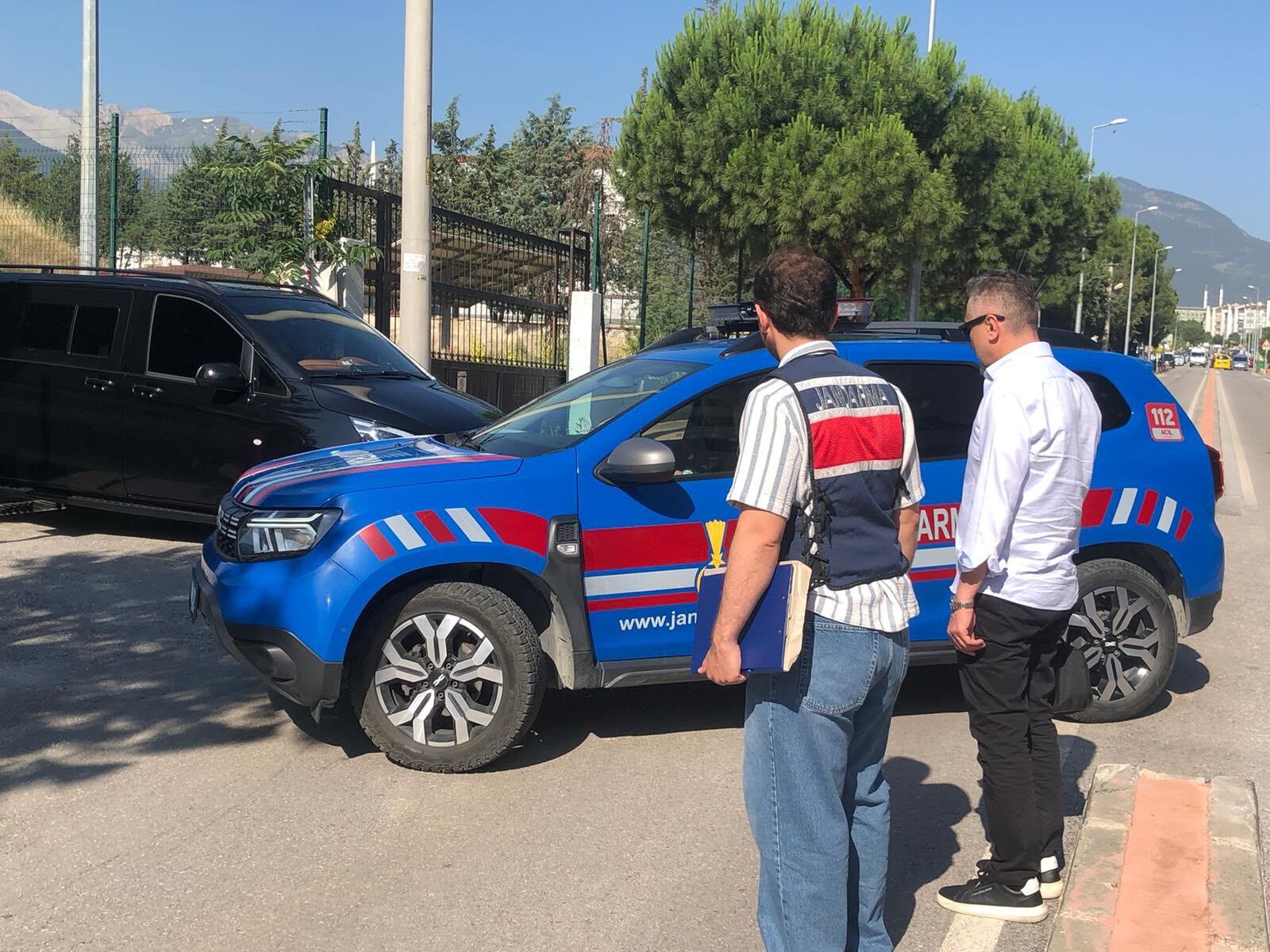 Avukatlara uyuşturucu soruşturması! Baro Başkanı da gözaltında